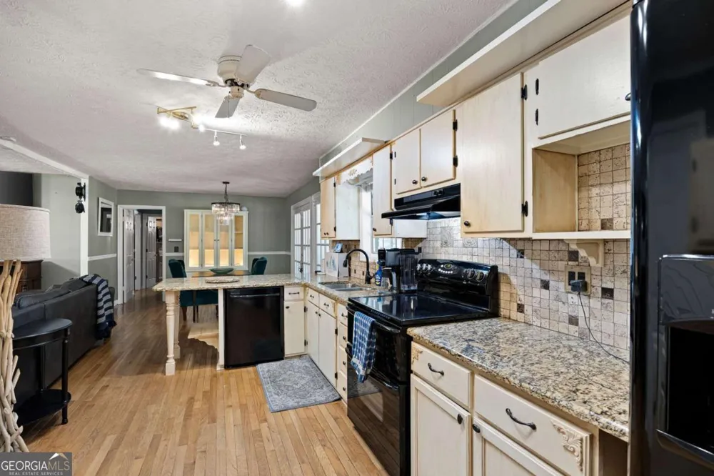 4685 Seward RD Powder Springs, GA 30127