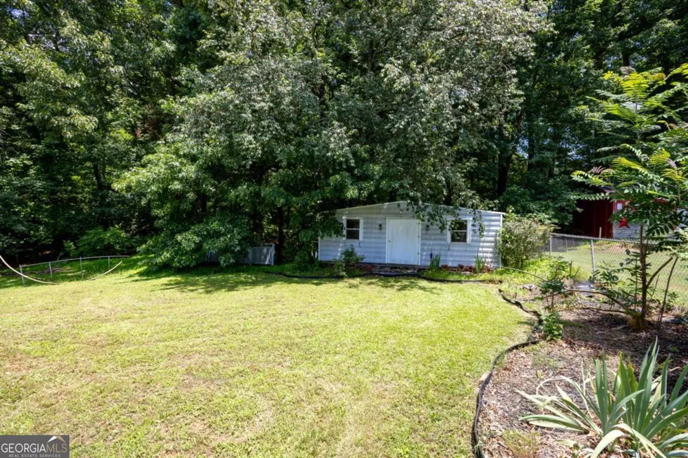 4685 Seward RD Powder Springs, GA 30127