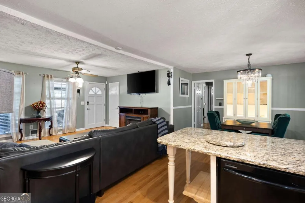 4685 Seward RD Powder Springs, GA 30127