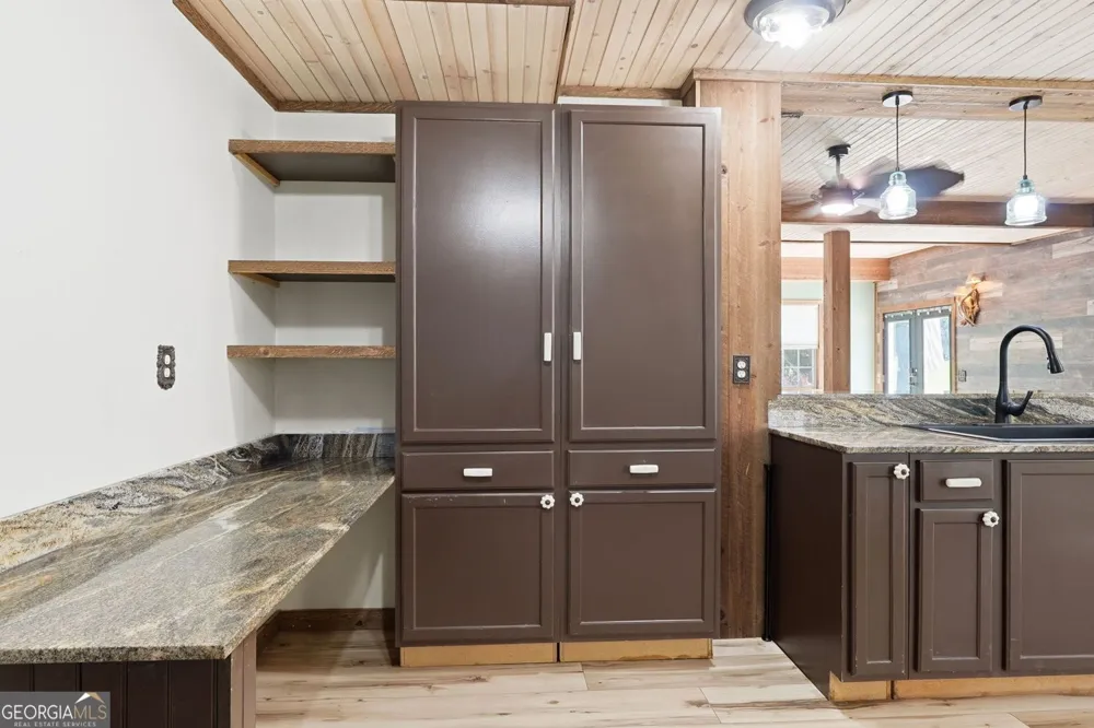 215 Cherokee Springs WAY Woodstock, GA 30188