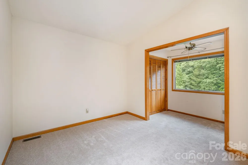 20 Spring Lake Drive Mills River, NC 28759