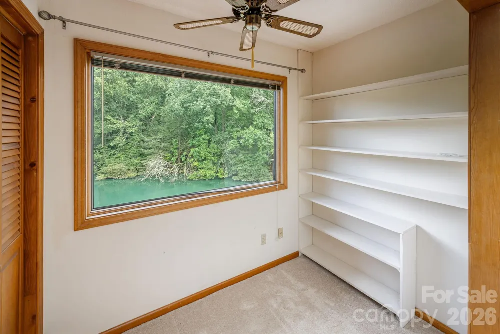 20 Spring Lake Drive Mills River, NC 28759
