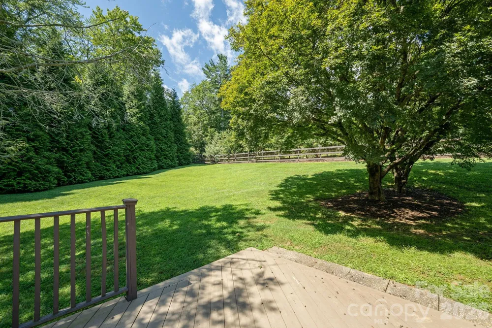 20 Spring Lake Drive Mills River, NC 28759