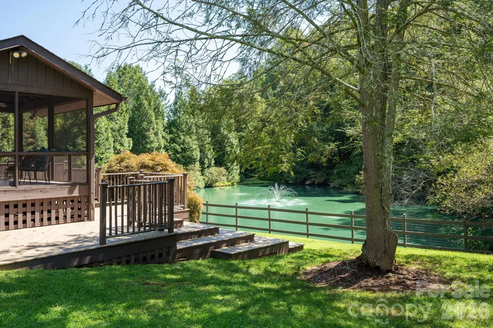 20 Spring Lake Drive Mills River, NC 28759