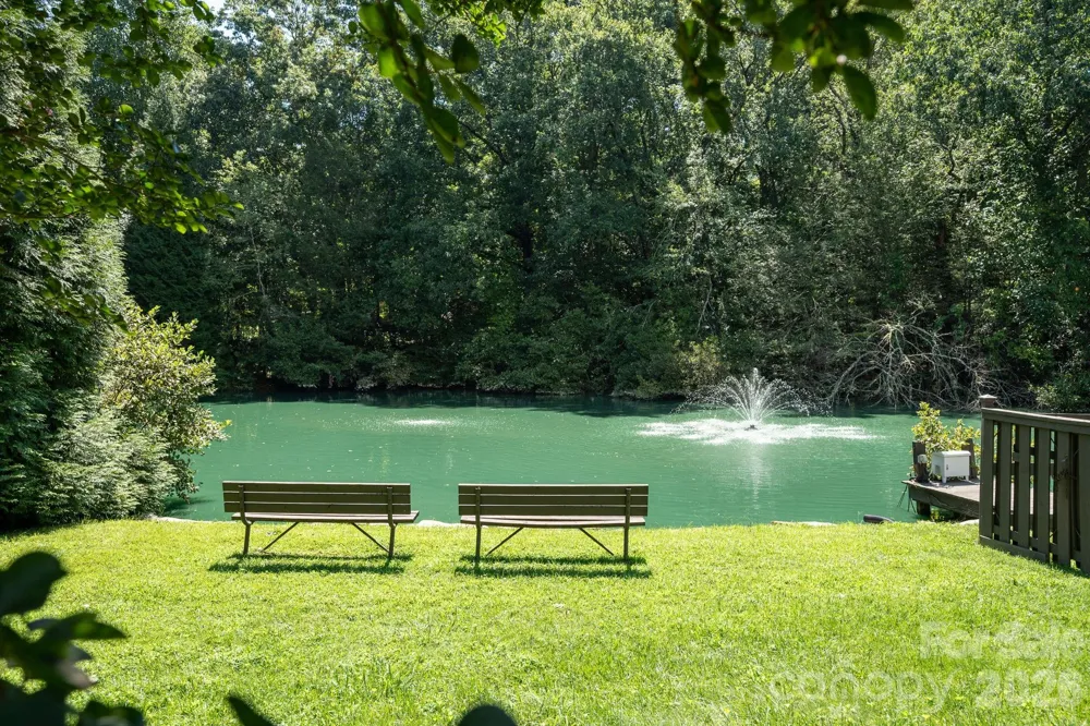 20 Spring Lake Drive Mills River, NC 28759