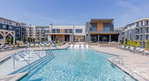 305 Prine Place #B6