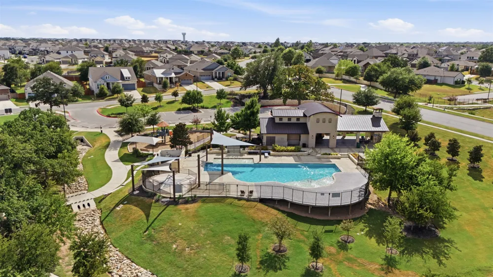 208 Winding Hollow Lane Georgetown, TX 78628