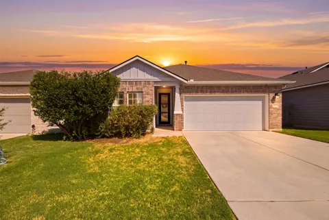 208 Winding Hollow Lane