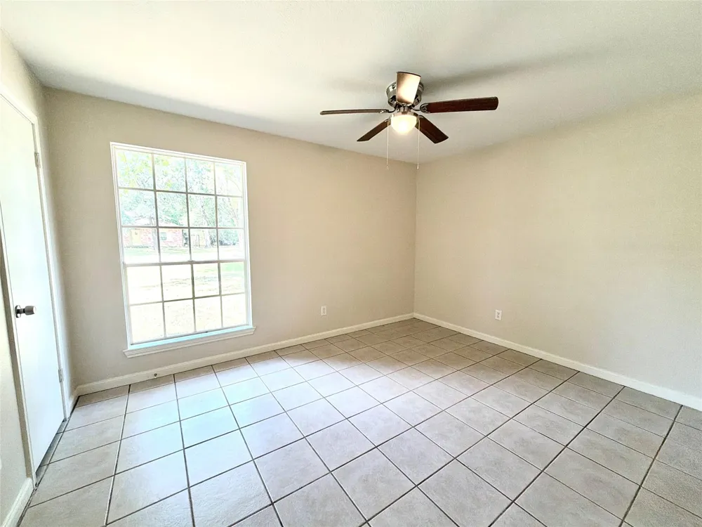 3427 Dovie Drive Spring, TX 77380