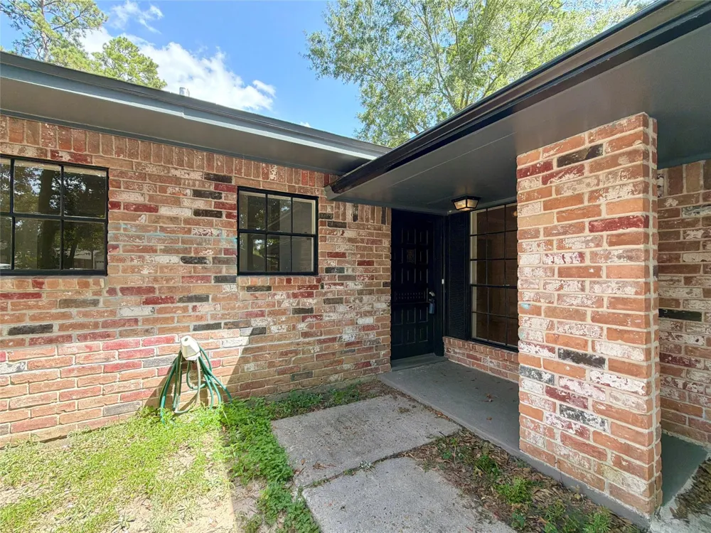 3427 Dovie Drive Spring, TX 77380