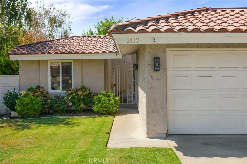 1412 Blossom Circle Upland, CA 91786