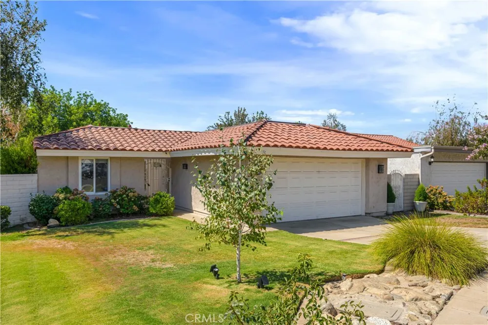 1412 Blossom Circle Upland, CA 91786