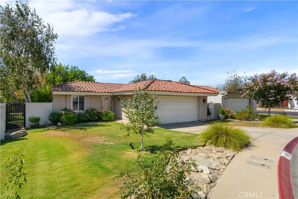 1412 Blossom Circle Upland, CA 91786