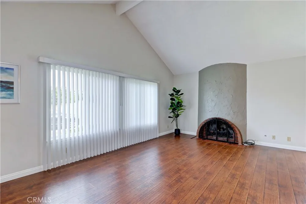 8884 Thames River Fountain Valley, CA 92708