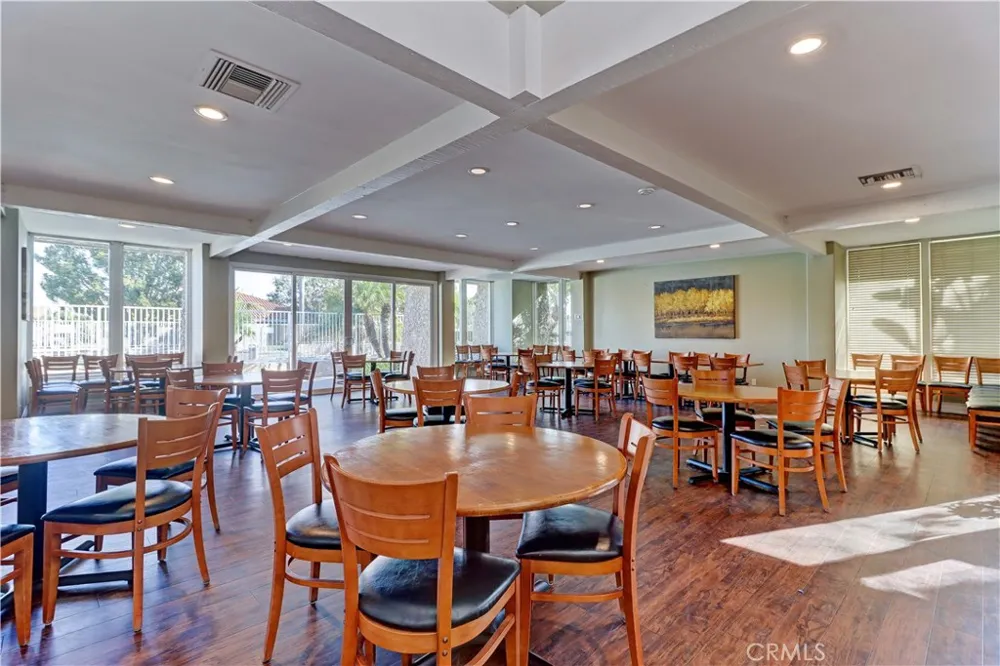 8884 Thames River Fountain Valley, CA 92708