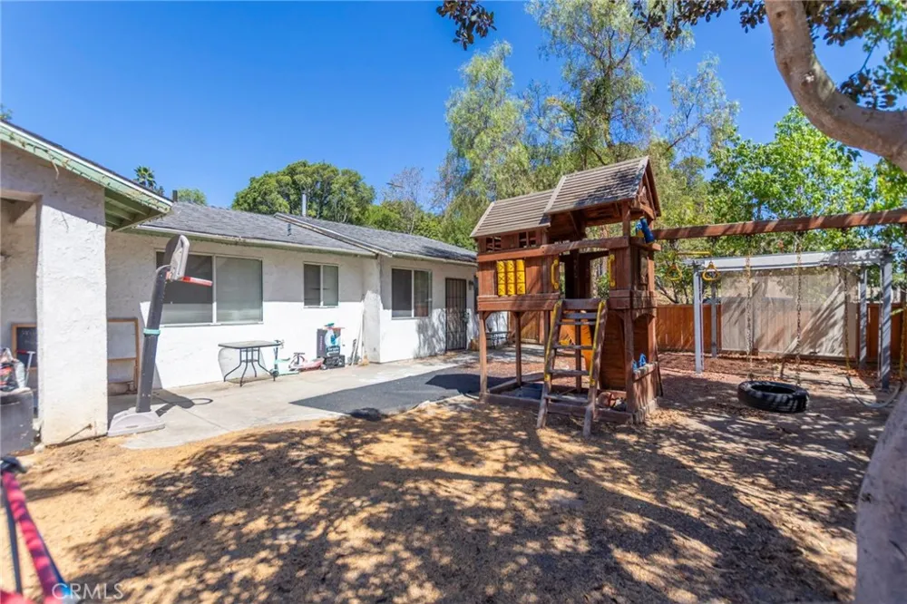 3503 La Mirada San Marcos, CA 92078