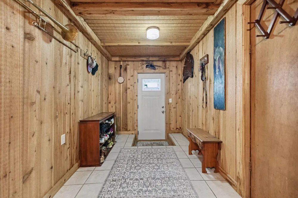 73271 County Road 380 South Haven, MI 49090