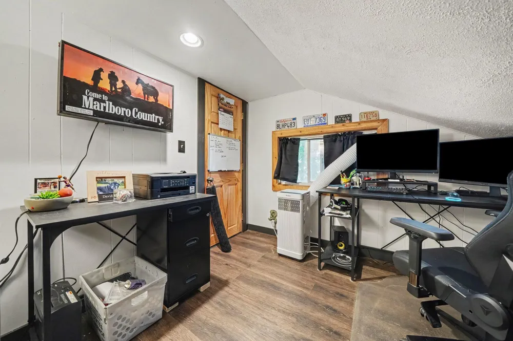 73271 County Road 380 South Haven, MI 49090