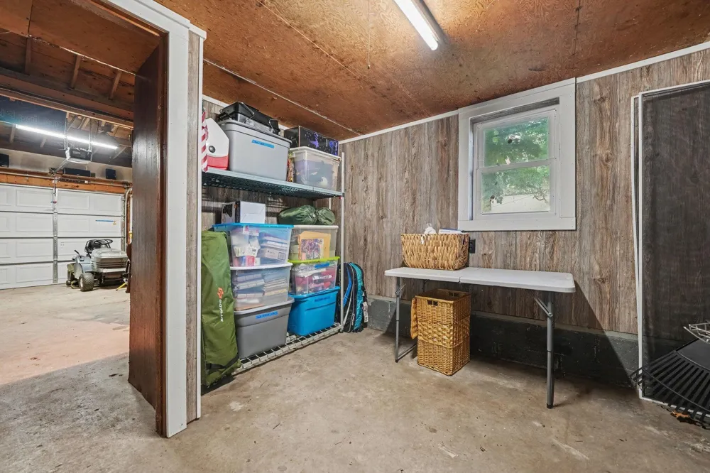 73271 County Road 380 South Haven, MI 49090