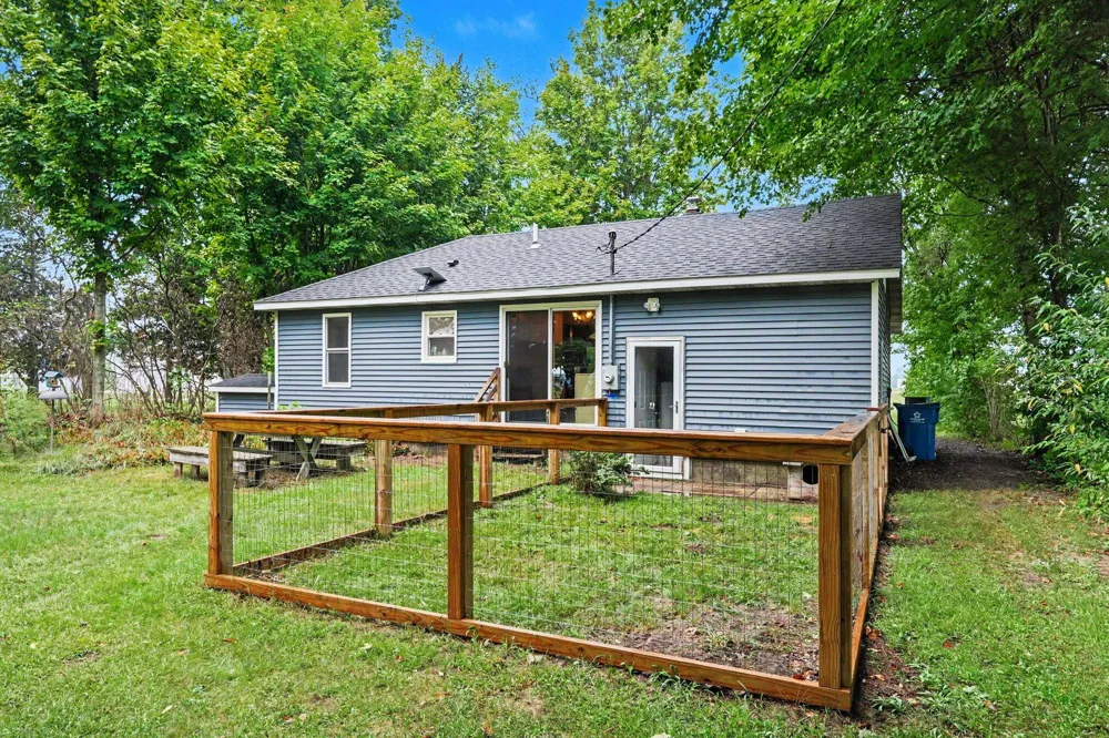 73271 County Road 380 South Haven, MI 49090