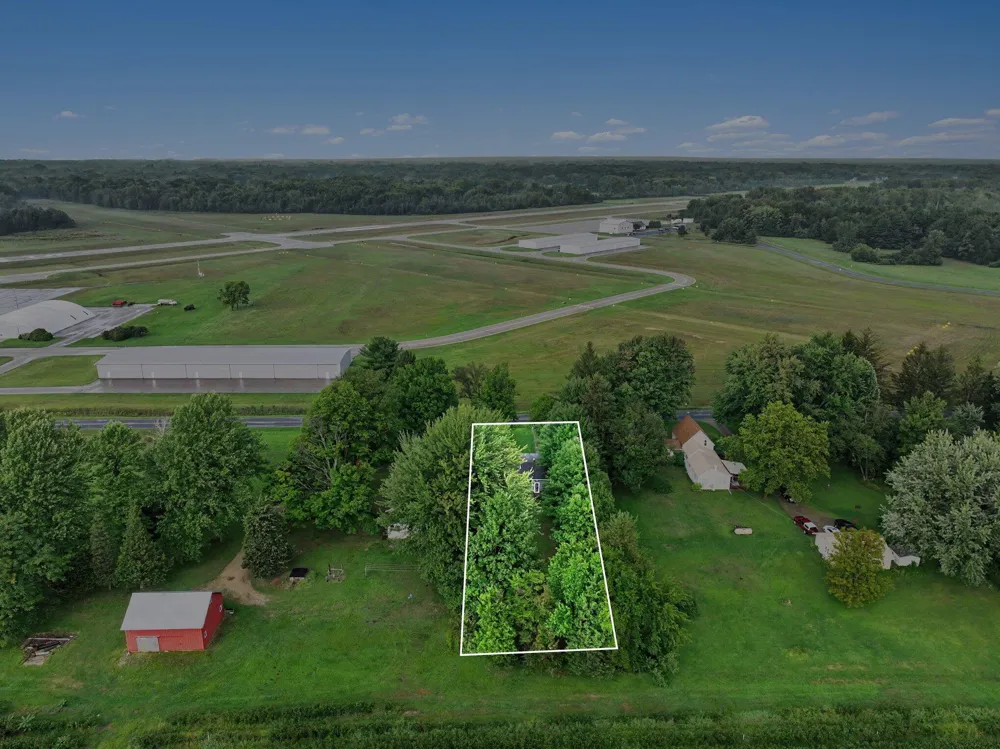 73271 County Road 380 South Haven, MI 49090