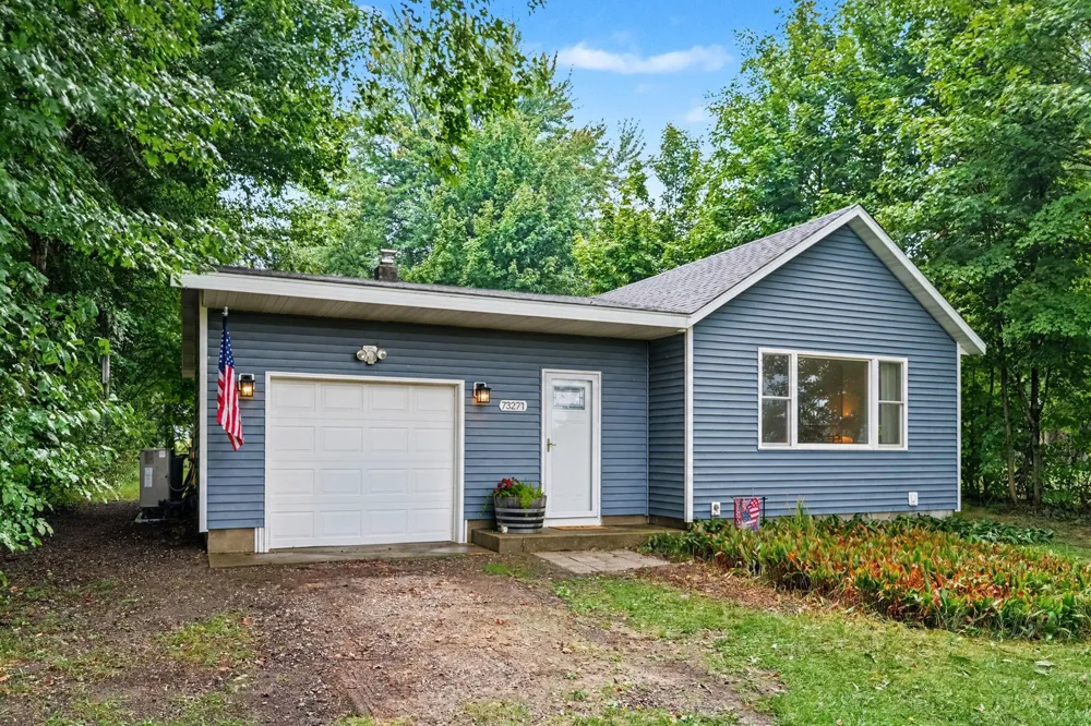 73271 County Road 380 South Haven, MI 49090