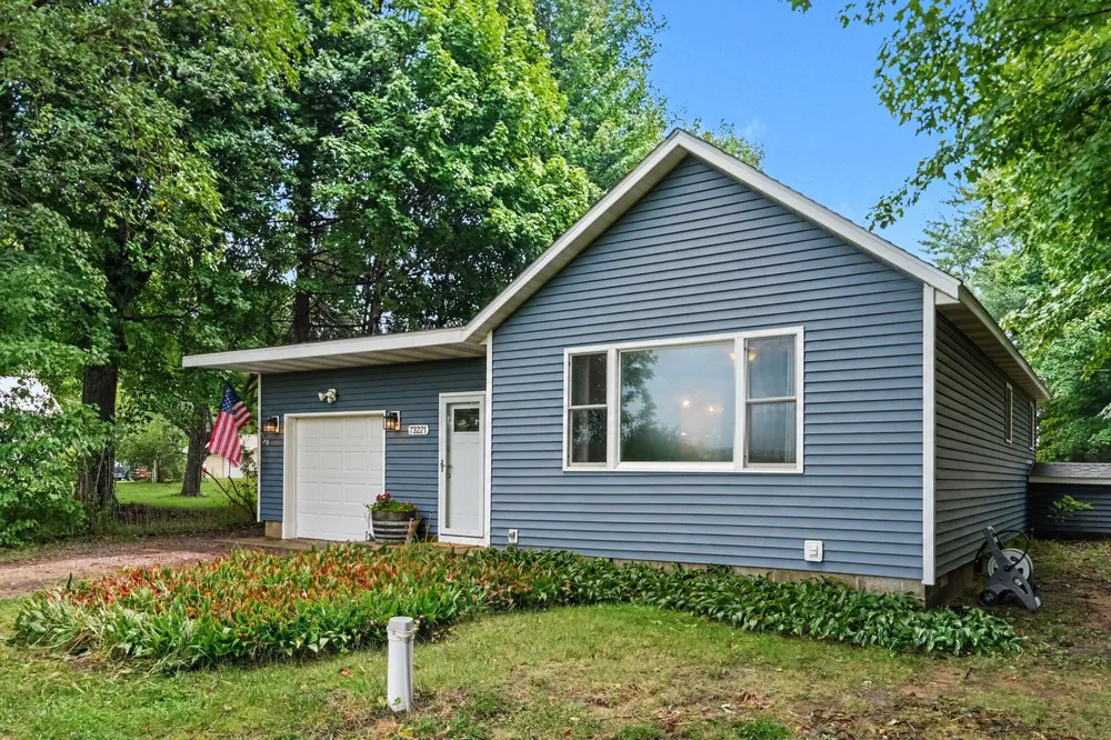 73271 County Road 380 South Haven, MI 49090