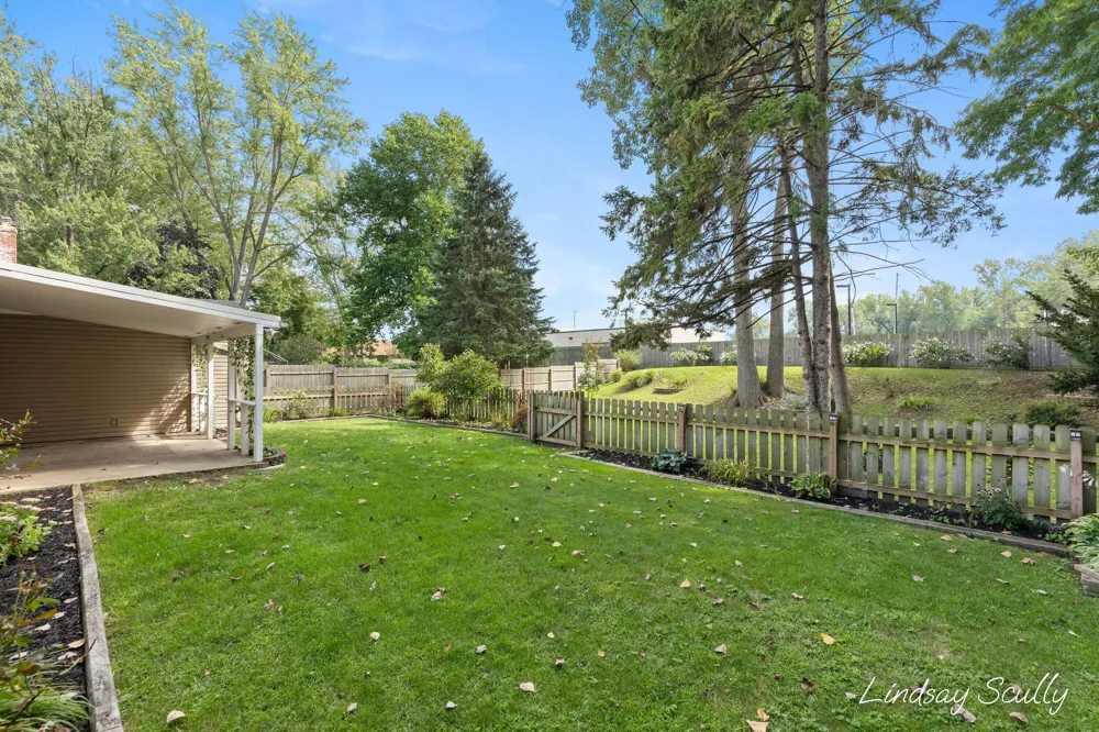 660 Everglade Drive SE Grand Rapids, MI 49507
