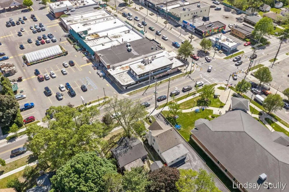 660 Everglade Drive SE Grand Rapids, MI 49507