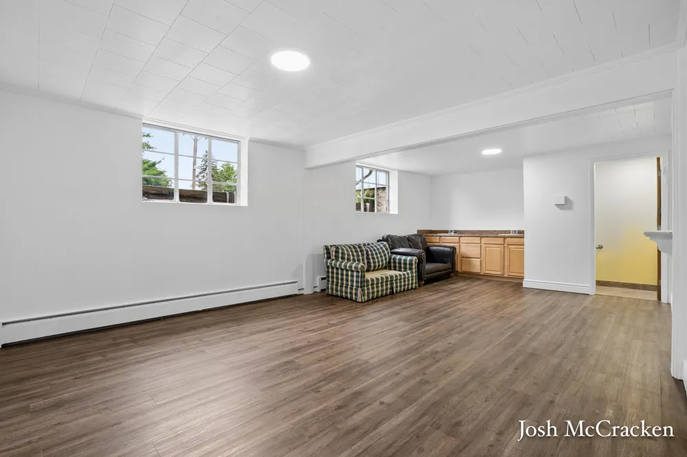 404 Hudson Street SE Lowell, MI 49331
