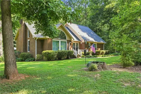 2558 Lovette Lane