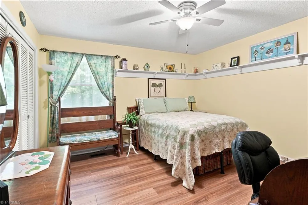2558 Lovette Lane Graham, NC 27253