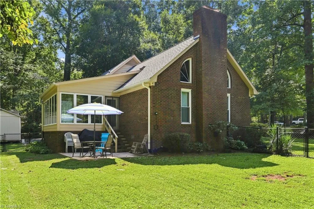 2558 Lovette Lane Graham, NC 27253