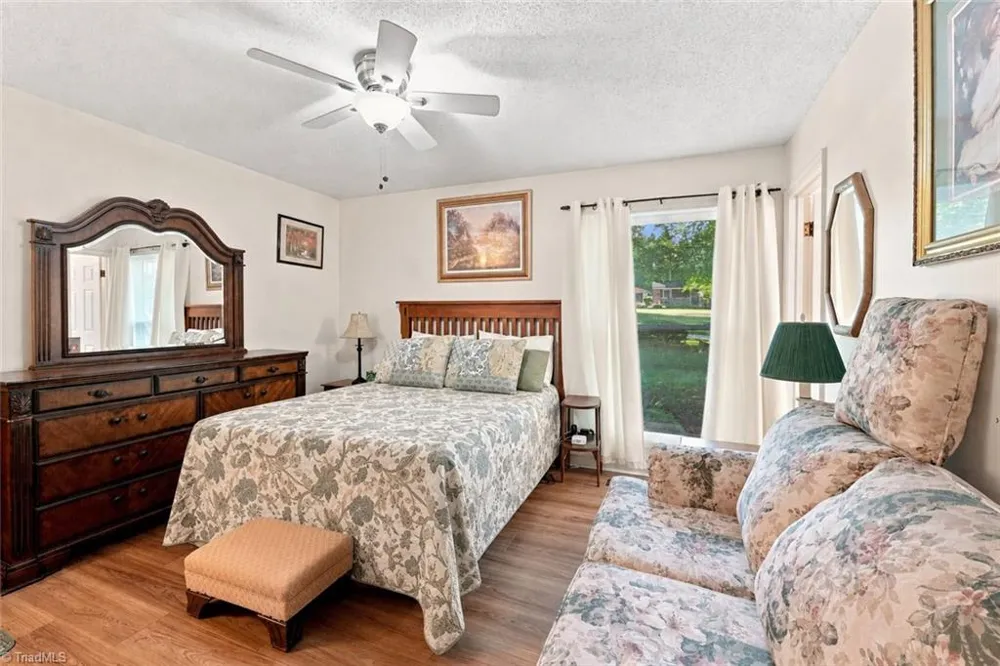 2558 Lovette Lane Graham, NC 27253