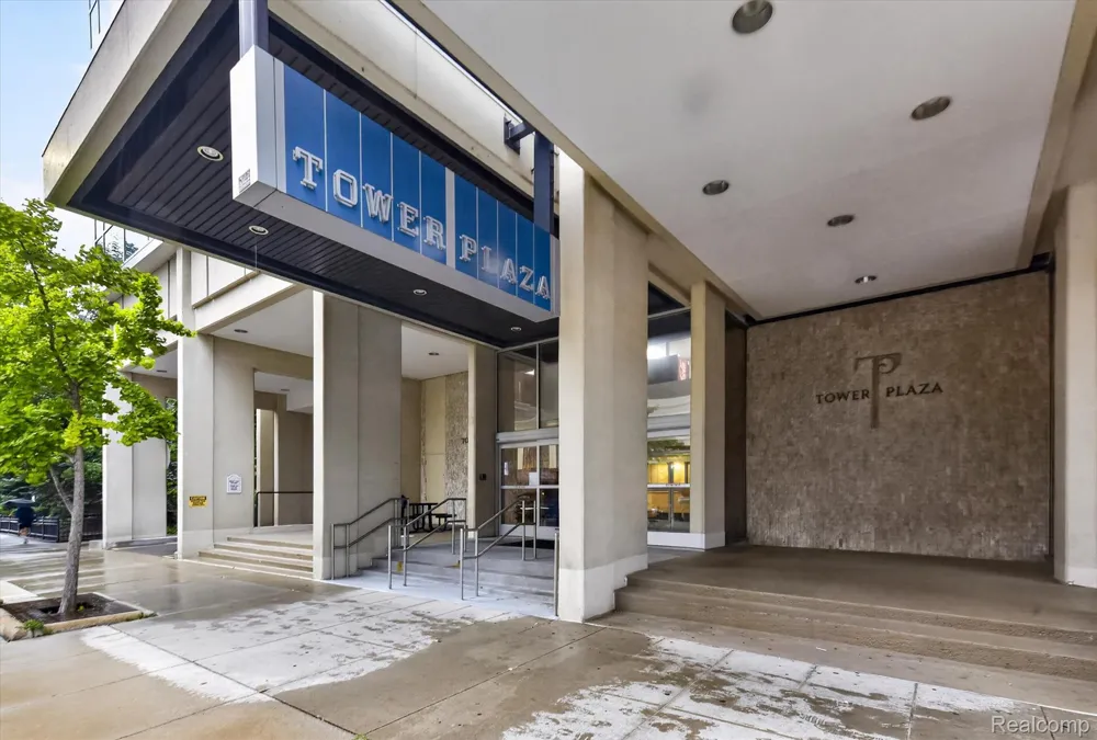 555 E William Street #16J Ann Arbor City, MI 48104