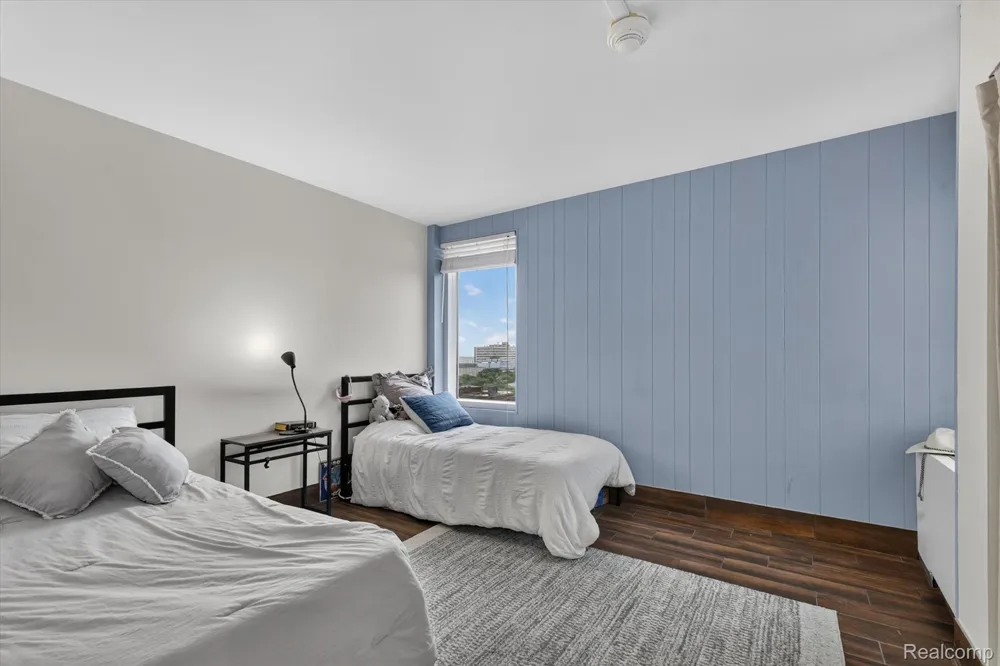 555 E William Street #16J Ann Arbor City, MI 48104