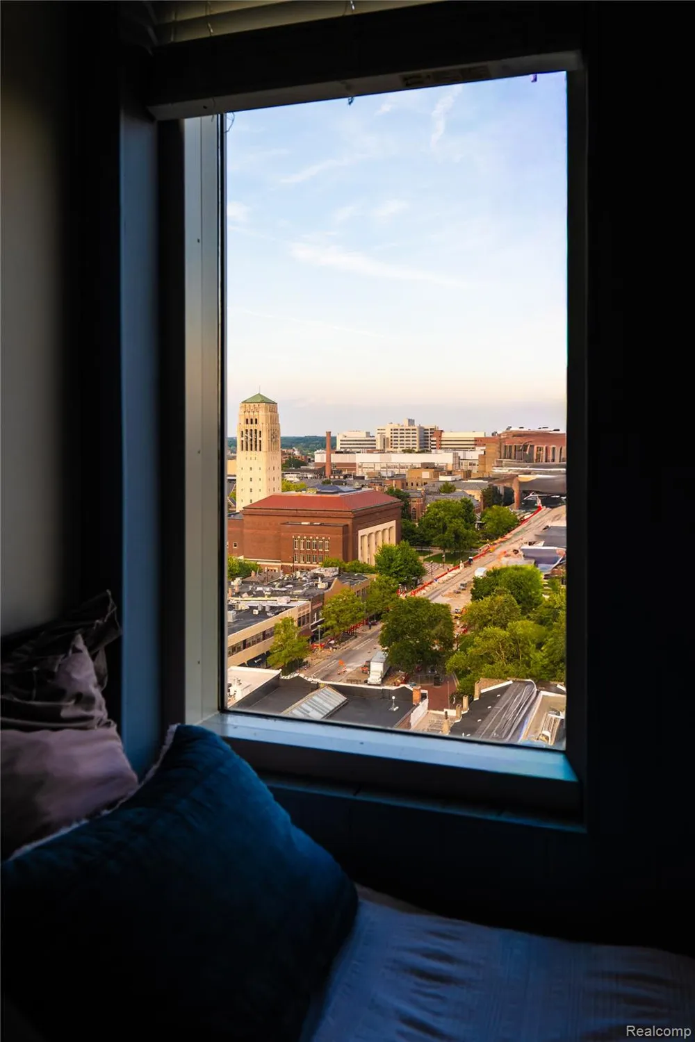 555 E William Street #16J Ann Arbor City, MI 48104