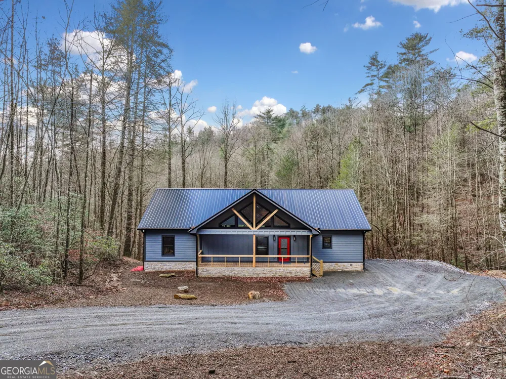 641 Bryant Farm LN Ellijay, GA 30540