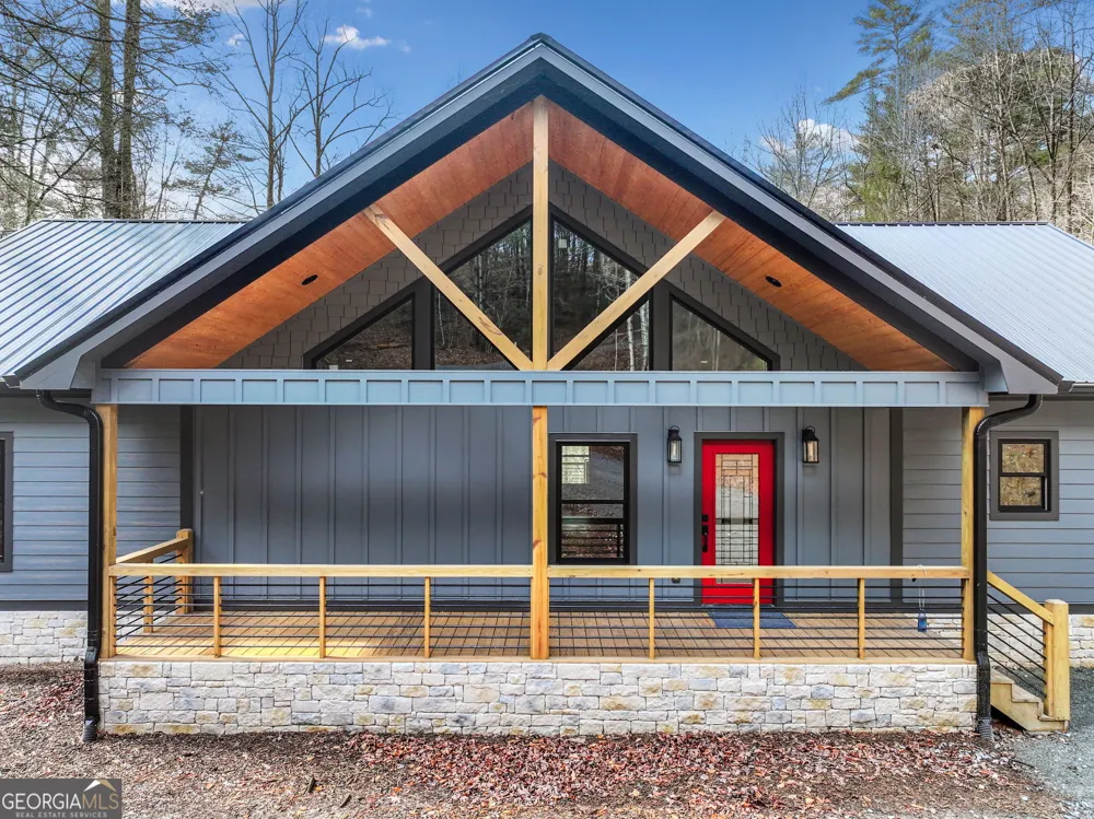 641 Bryant Farm LN Ellijay, GA 30540