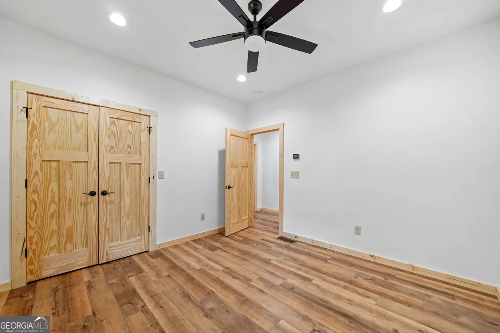 641 Bryant Farm LN Ellijay, GA 30540