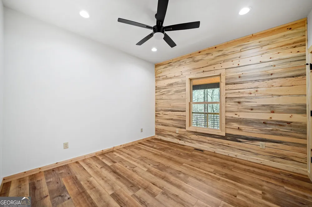 641 Bryant Farm LN Ellijay, GA 30540