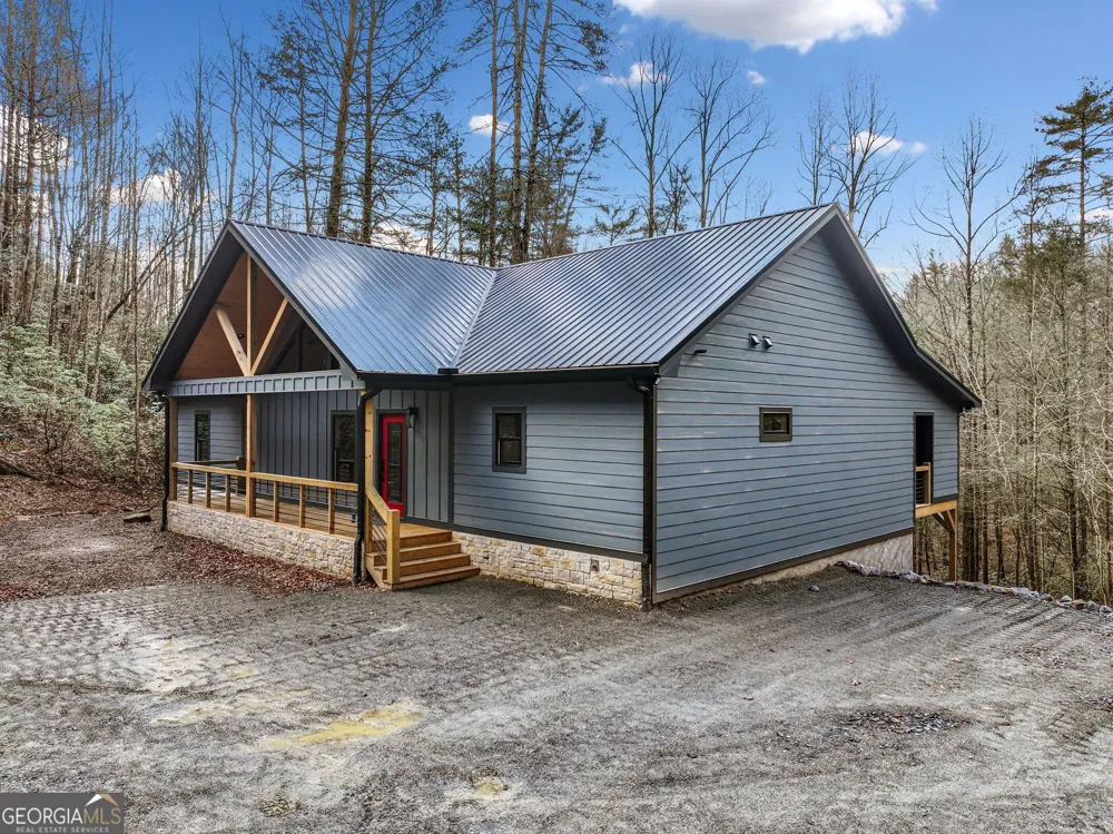 641 Bryant Farm LN Ellijay, GA 30540