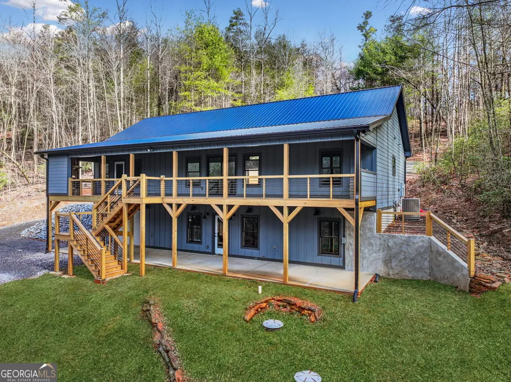 641 Bryant Farm LN Ellijay, GA 30540