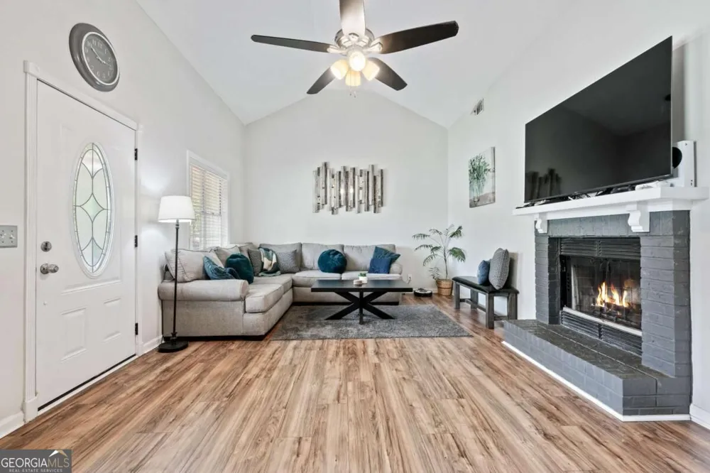 1599 Jockey CT Auburn, GA 30011