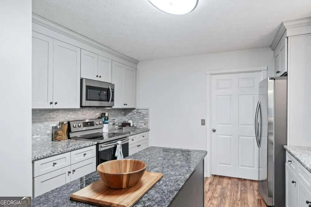 1599 Jockey CT Auburn, GA 30011