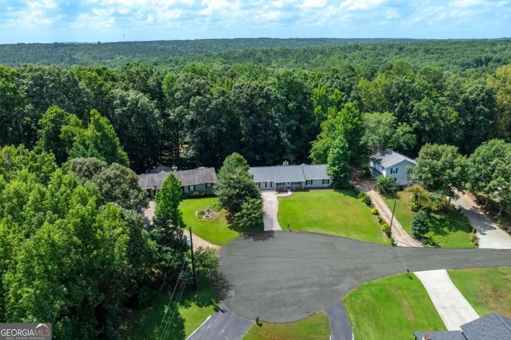 1599 Jockey CT Auburn, GA 30011