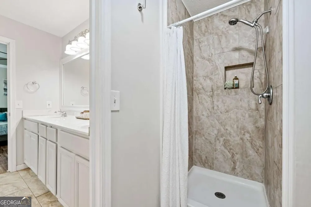 1599 Jockey CT Auburn, GA 30011
