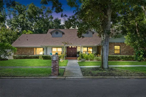 2707 WESTCHESTER DRIVE