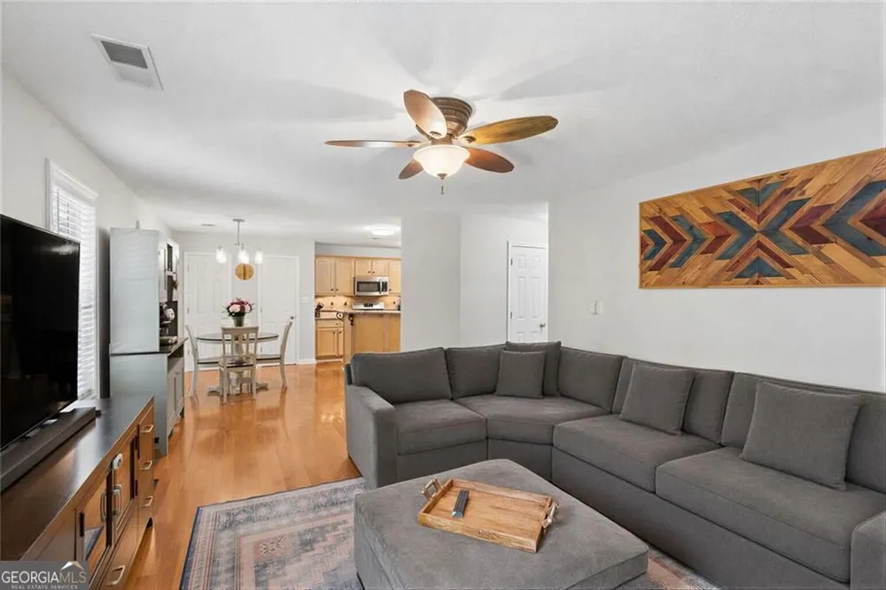 954 Wandering Vine DR SE Mableton, GA 30126
