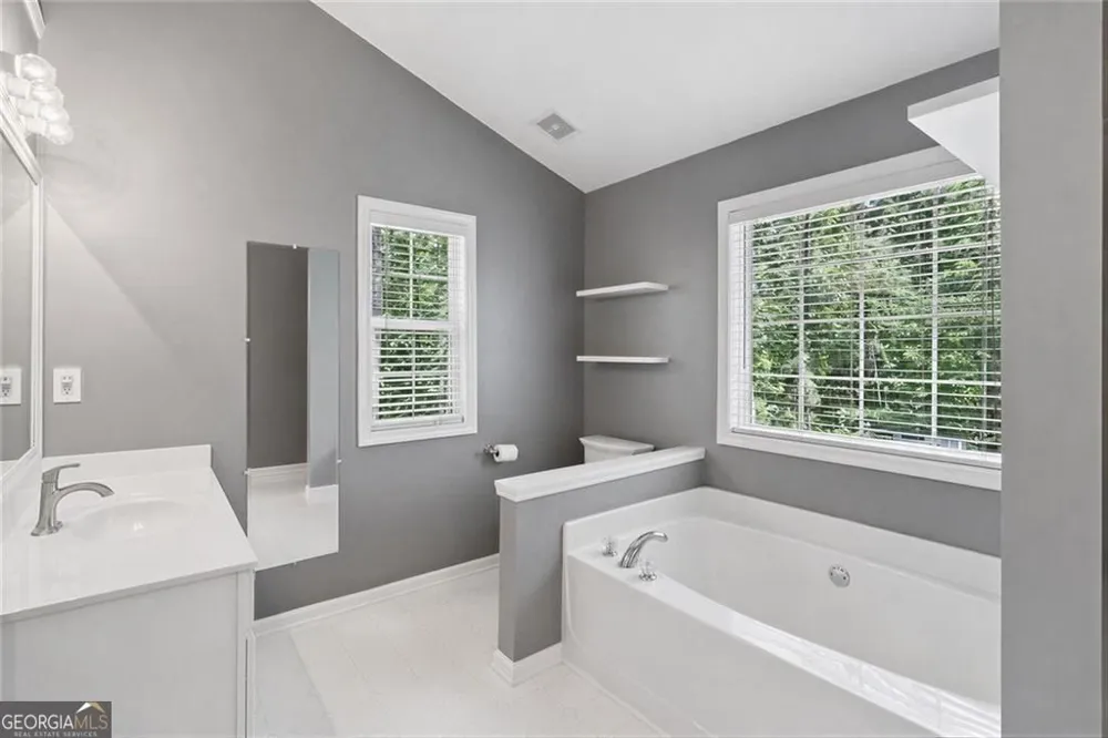 954 Wandering Vine DR SE Mableton, GA 30126